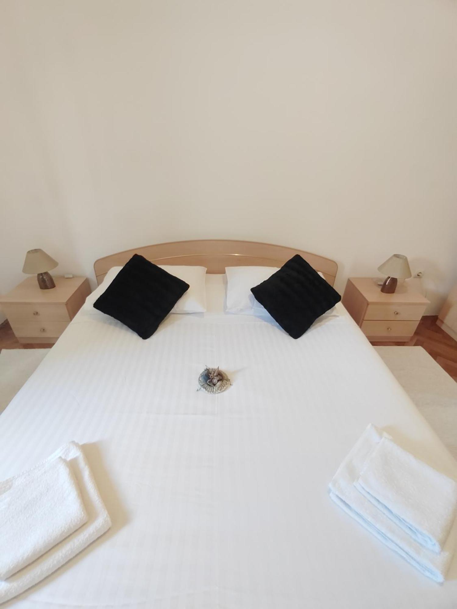 Apartman Karmen Apartment ซรีมา ภายนอก รูปภาพ