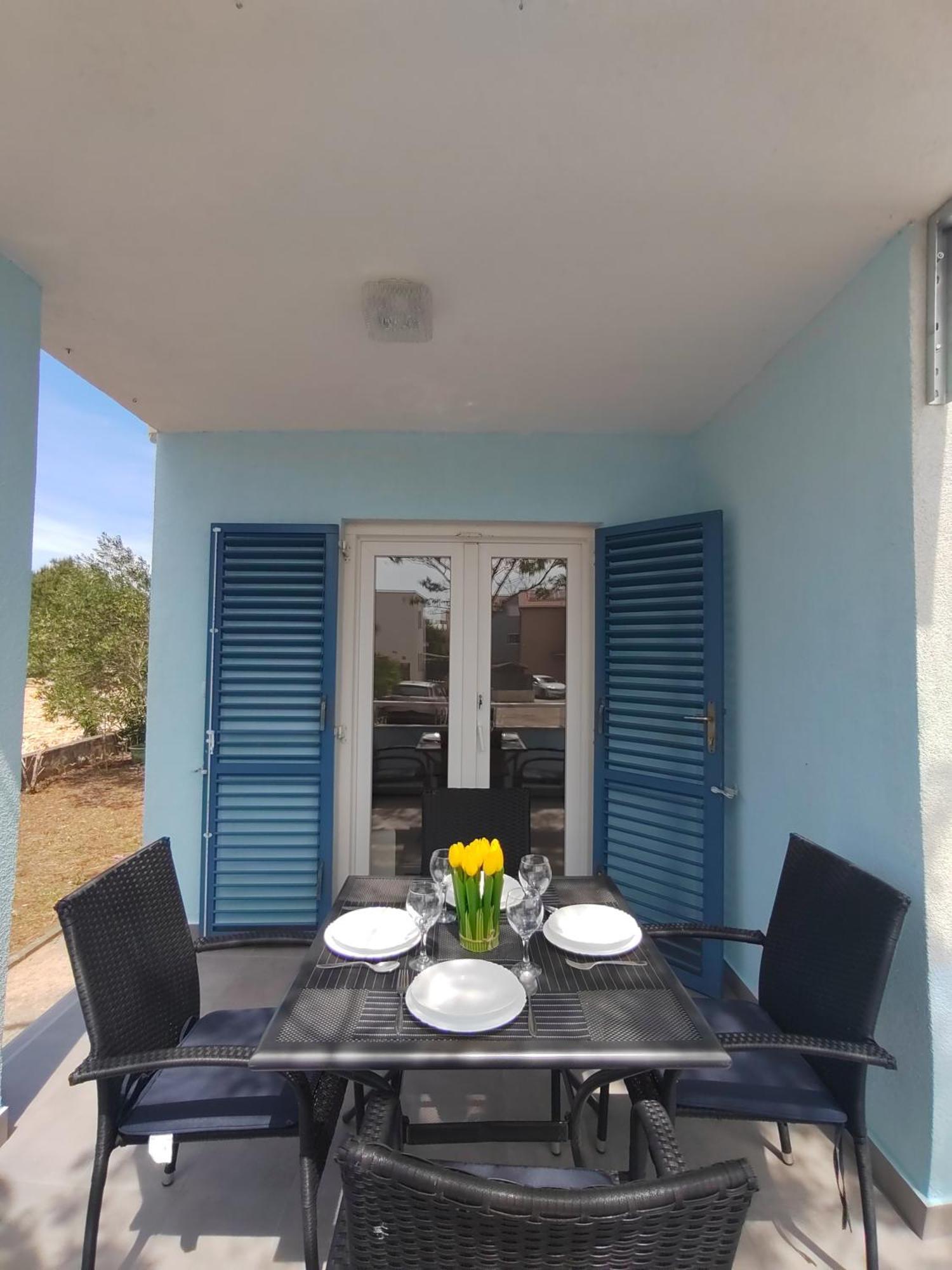 Apartman Karmen Apartment ซรีมา ภายนอก รูปภาพ
